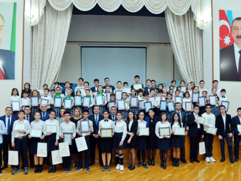 Üç müsabiqə üzrə qaliblər mükafatlandırılıb