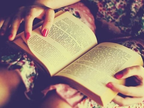 Bu ölkədə qadınlar kişilərdən çox kitab oxuyur