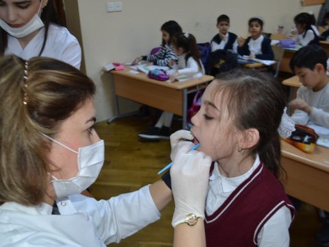 Şagird və əyani təhsil alan  tələbələr icbari tibbi sığortadan ödənişsiz yararlanacaqlar