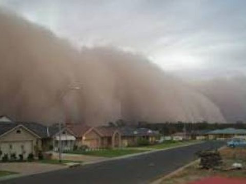 Yazdıqları əsərlərlə dünyanın sonunu göstərən yazıçılar -Elmi-fantastika