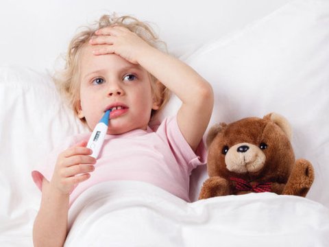 Azərbaycanda baş infeksionistdən xəbərdarlıq: Uşaqlarda müşahidə olunan temperatur, ishal və qusma halları...