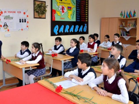 Bu gün məktəblərdə ilk dərs 20 Yanvara həsr olunub