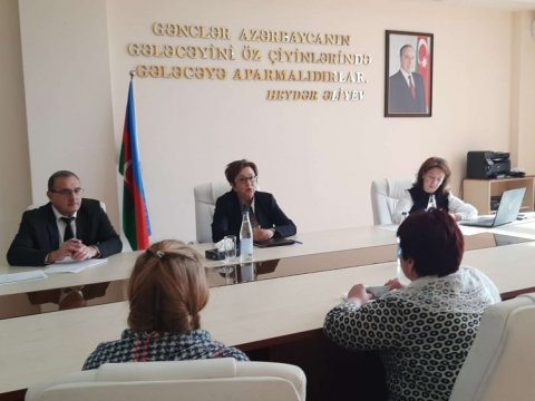 Məleykə Abbaszadə Saatlıda vətəndaşları qəbul etdi