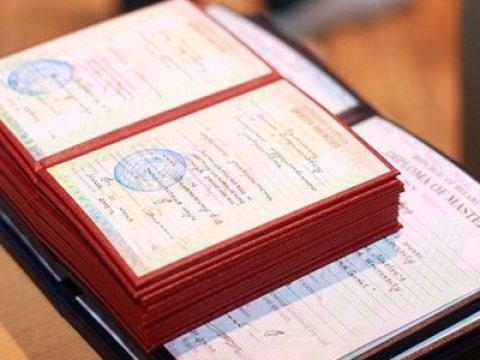 Xarici universitet diplomlarının tanınmasında kimlərə xüsusi güzəştlər edilir?