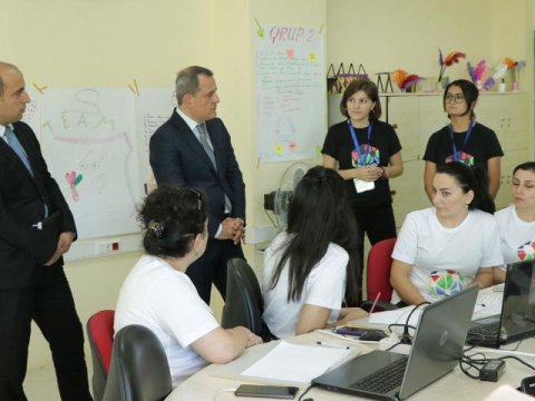 Azərbaycanda tam fərqli şagird kontingenti yetişdirəcək təhsil layihəsi – Əsrin tələbi