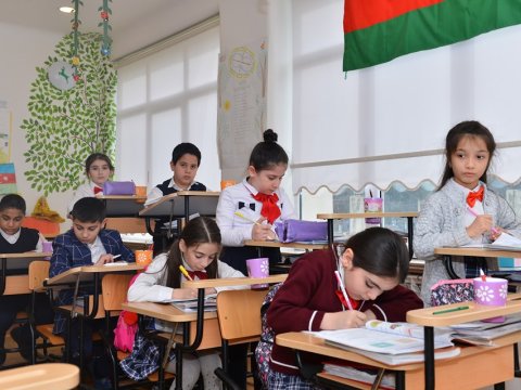 SABAH tələbələri “Sağlam təhsil” siniflərində