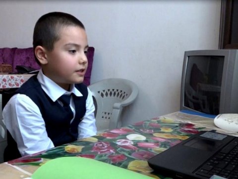 Naxçıvanda daha bir uşaq distant tədrisə cəlb olunub