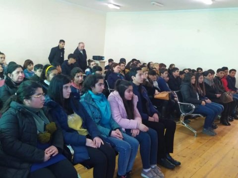 Tovuzda məktəblilərlə görüş keçirilib