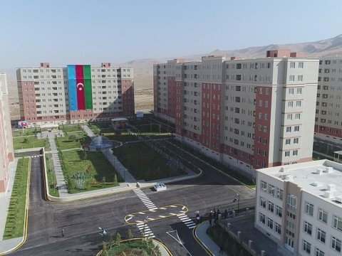 İki universitetin yataqxanası boşaldılır - 1200 ailə köçürüləcək