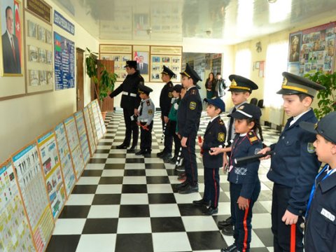 “Yol hərəkəti qaydaları uşaqların gözü ilə”