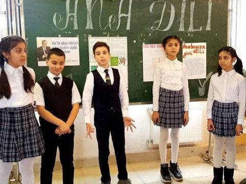 Məktəblərdə Beynəlxalq Ana Dili Günü qeyd olunub  