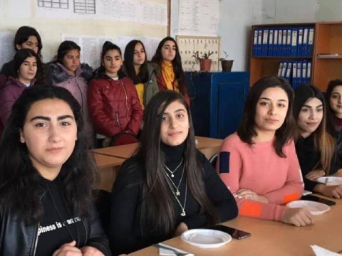 İmişli məktəbində məzunlarla görüş keçirilib