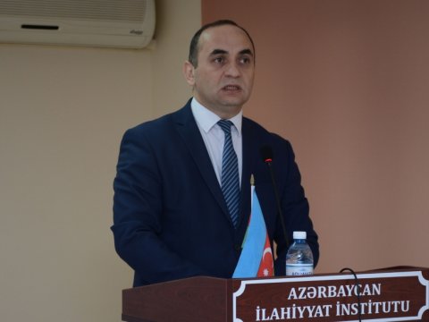 İlahiyyat İnstitutunun tələbələri üçün ingilis dili kursu təşkil olunub