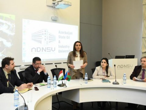Macarıstan səfirliyinin nümayəndə heyəti ADNSU-da