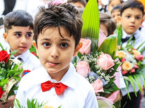 Məktəb olmayanda şagirdlər dərslərini buradan oxuya bilərlər