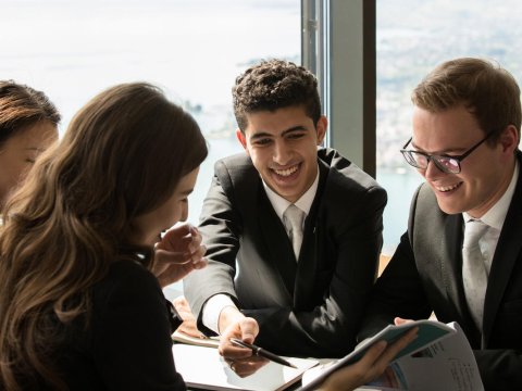 Koronovirus xaricdə təhsil şirkətləri və hazırlıq kurslarını da “vurub” -PROBLEM