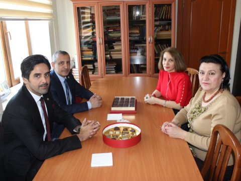 Qətərin elm və təhsil müəssisələri ilə əlaqələr yaradılır  