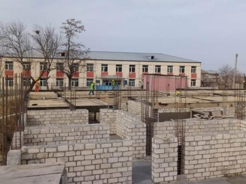 180 şagird yerlik yeni məktəb binası