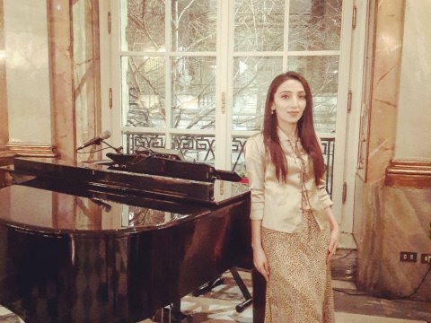 “Geri qayıtmaq mümkünsüzdür, ciddi maddi sıxıntımız var”-  İtaliyadakı xanım tələbəmiz    