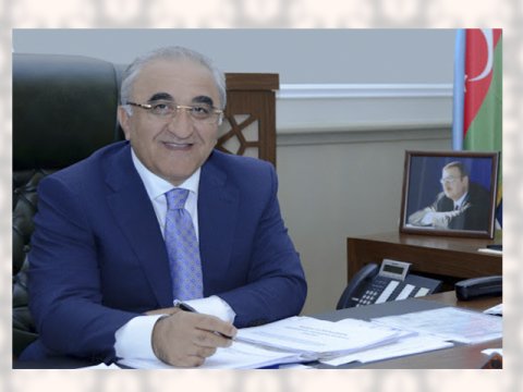 UNEC rektorundan  təhsilini xaricdə yarımçıq qoyan  tələbələrimizə təklif -Nümunəvi addım