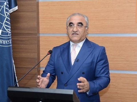 Rektor müəllim və tələbələrə müracitə etdi