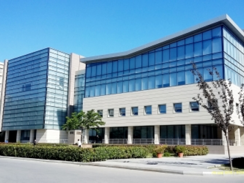 Mərkəzi Elmi Kitabxana oxuculara yeni e-kitabları təqdim edir
