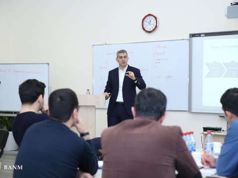 Bakı Ali Neft Məktəbi Layihə İdarəetmə Məktəbinə dinləyici qəbulu elan edir