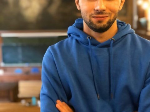 “Virusa görə qayıda bilməyən soydaşlarımız maddi sıxıntı yaşayırlar”- Fransadakı tələbəmiz