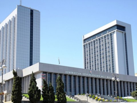 Azərbaycanın peşə məktəblərində təhsil alan əcnəbilərə müvəqqəti yaşamaq icazəsi veriləcək