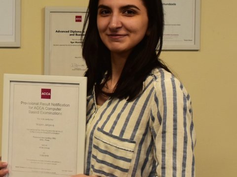 UNEC-in dünyada ən yüksək nəticə göstərən tələbəsi: “Ölkə məndən faydalanmalıdır”