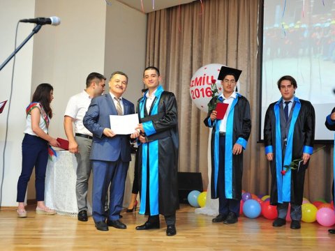 Deputatın yataqxana xatirələri: “Bəzən çörək pulu tapmırdım, amma...” -RUBRİKA