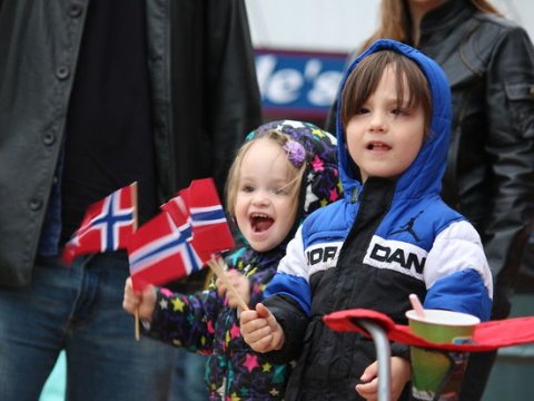 Norveçdə uşaq bağçaları fəaliyyətini bərpa etdi