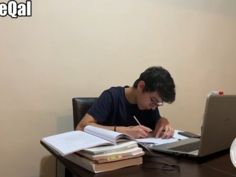 Türkiyədə təhsil alan azərbaycanlı gənclər “Evdə qal” şüarı altında videoçarx hazırlayıblar