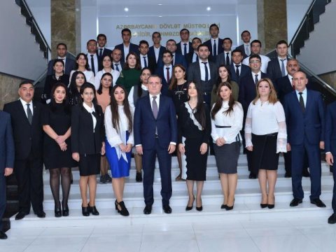 Müəllim nüfuzunu və sosial rifahını artıran ildırımsürətli addımlar-  Qısa zaman, uğurlu iş-TƏHLİL