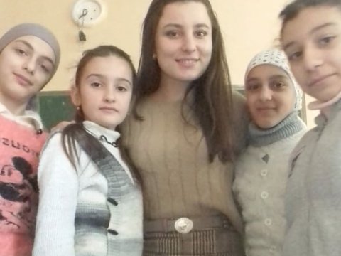 “Valideynlər onlayn dərslərə “internet” çatdıra bilmirlər” – Ucqar kənd müəllimi