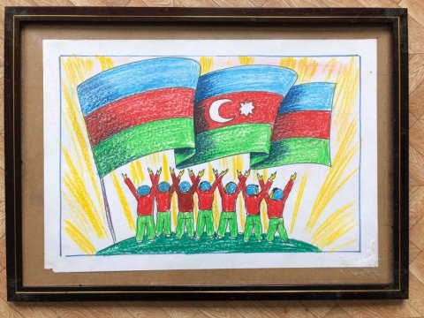 Bakı məktəblilərinin əl işlərindən ibarət virtual sərgi davam edir