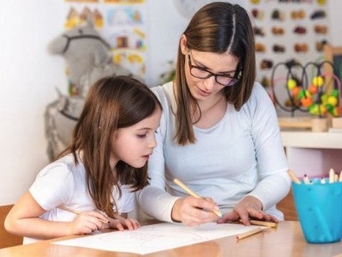 Fərdi tədris və repetitor xidmətləri zamanı dərs vəsaitləri ortaq istifadə edilməməlidir