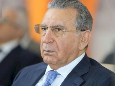 Ramiz Mehdiyev İnstitut direktorunu vəzifədən azad etdi