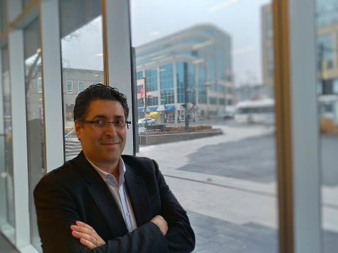 Startaplar üzrə tanınmış mütəxəssis tələbələrlə təcrübəsini bölüşüb