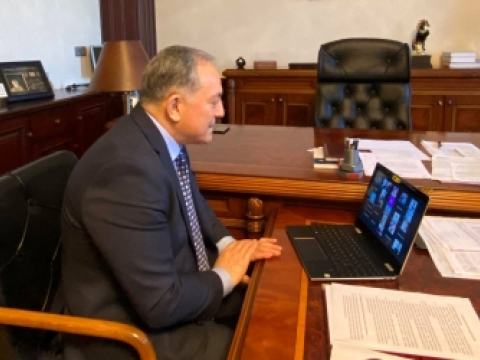 Rektor tələbələrlə videoformatda görüş keçirib