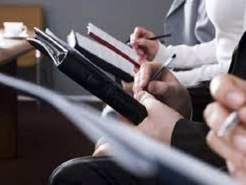 “Diktafonum səs yazmadı, oturub ağladım”-Jurnalistlərin başına gələn maraqlı hadisələr