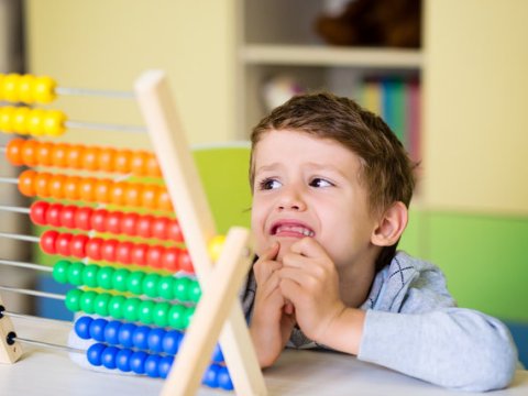 “İlk dərs günləri birincilər üçün qorxunc ola bilər” –Psixoloqdan valideyn və müəllimlərə vacib tövsiyələr