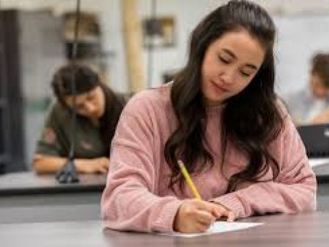 Buraxılış imtahanlarının fənləri üzrə  struktur və balların hesablanma qaydası açıqlanıb