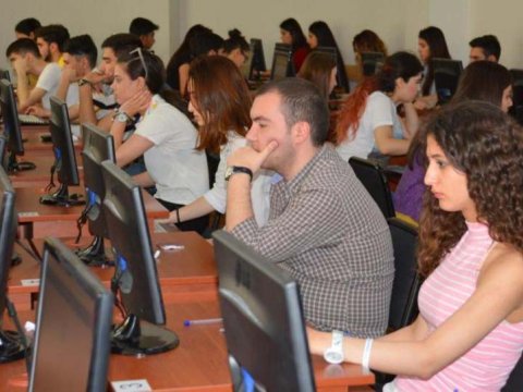 UNEC-dən bakalavr vəmagistrlərinə imtahan sessiyasında əlavə güzəştlər olunub