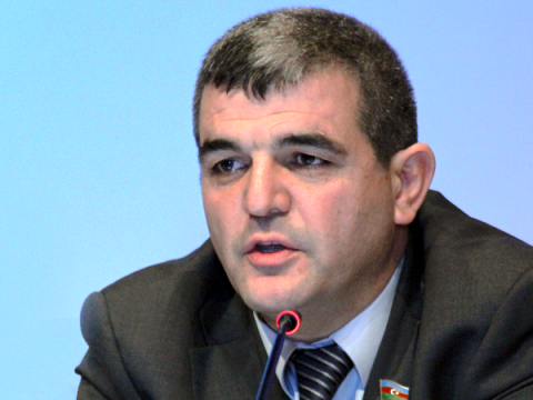 Orta məktəblərdə hərbi dərslər bərpa edilsin - Fazil Mustafa