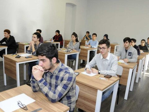 Azərbaycan-Fransız Universitetinin magistraturasına sənəd qəbulu yekunlaşıb  