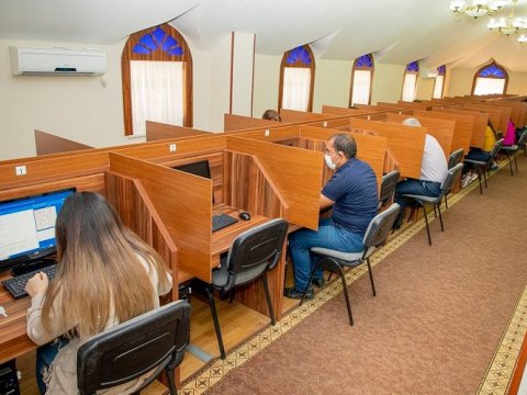 Naxçıvanda ümumi təhsil müəssisələrində işə qəbul üçün test imtahanları keçirilir