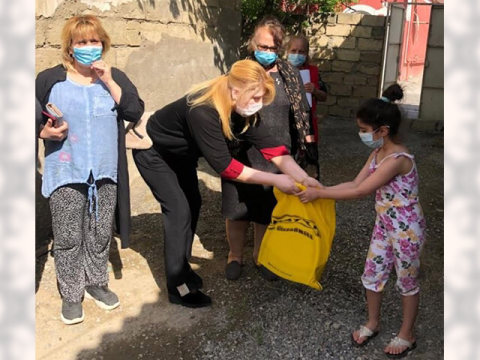 BMU Qadınlar Şurasından aztəminatlı ailələrə yardım
