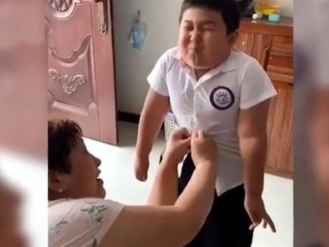 Karantində kökələn uşağın məktəbli formasına sığmadı