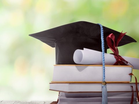 BŞTİ-nin tabeliyindəki məktəblərin buraxılış siniflərini 50 947 şagird bitirir